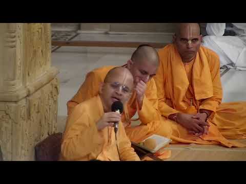 2021-06-05 Mangal Aarti #ISKCONNVCC​​​ Pune