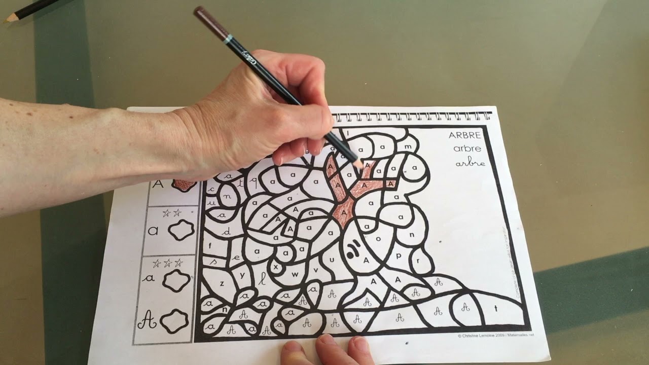 Coloriage des lettres - A - jour 1  (confinement avril 2021)