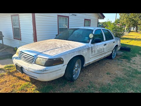 This $425 Police Crown Vic sat Abandoned Over 10 Years Will it Run? First Wash!