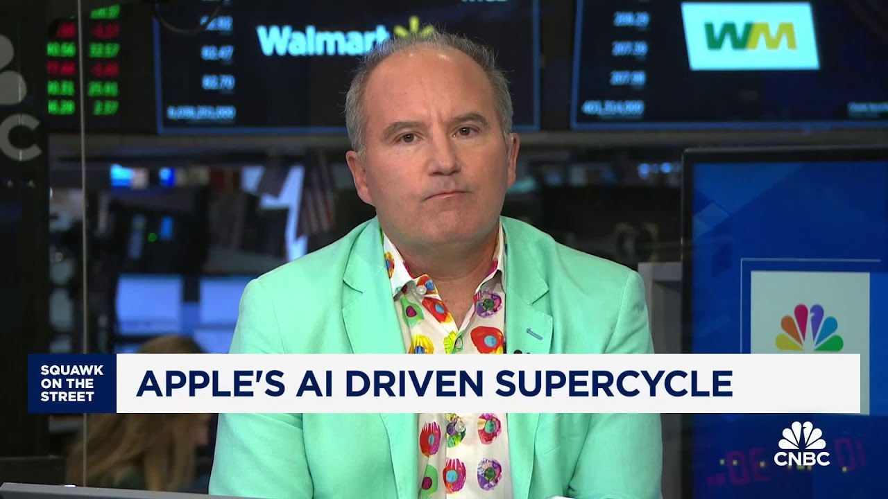 Apple's September quarter will be better than expected, says Wedbush director Dan Ives