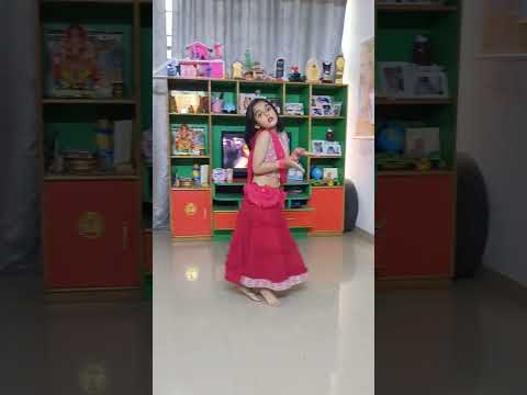 Linisha Sharma Dance with expressions uyiii amaa=%=%