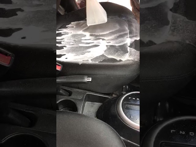 ניקוי ריפודי רכב בגל אור ניקוי ריפודי רכב בגל אור