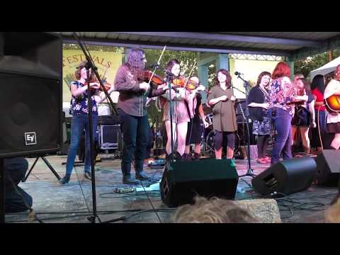 Festivals Acadiens 2019: Bonsoir Catin & Friends - "Madeleine"