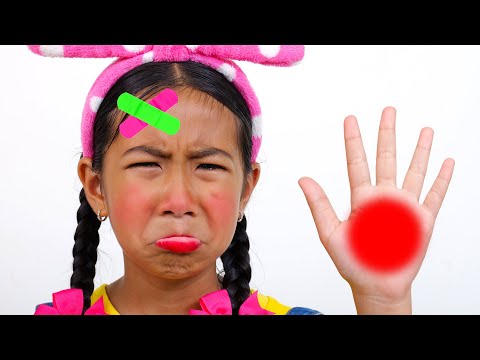 The Boo Boo Song with Sophia and Mommy