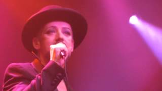 Boy George &quot;Everything I Own&quot; live in Tilburg, 7. April 2014