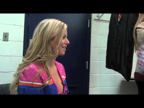 An Evening With the New York Islanders Ice Girls