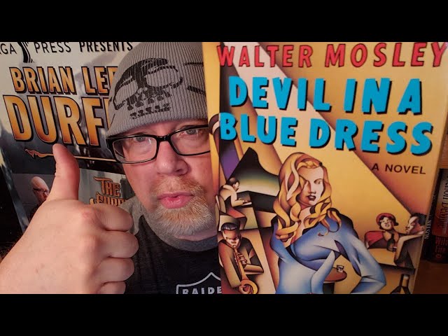 Vídeo relacionado con El Demonia Vestido de Azul