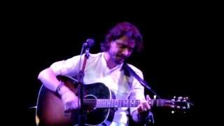 Manuel Carrasco Recuerdas y prefiero seguir presente