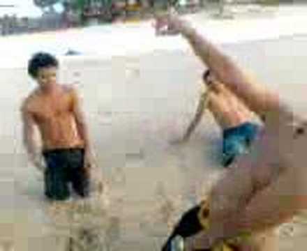 videos engraçados buneco de areia 2