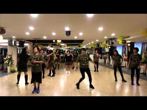 Ordinary disco line dance.