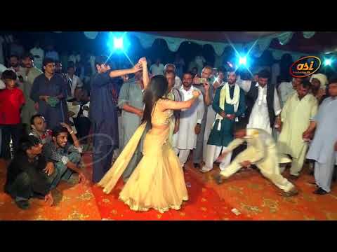Gila Tera kariye new special saraiki song mujra Mehak Malik 2017