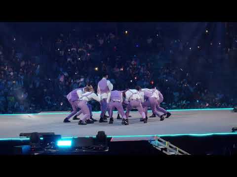 KCON LA 2018 - WannaOne - Energetic