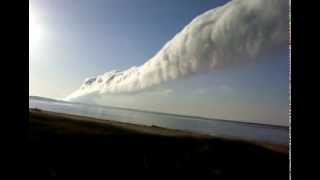 preview picture of video 'Nuve muy extraña captada por mi en costa de uruguay'