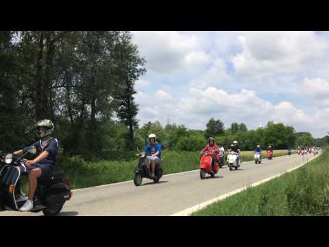 Vespa  Villafranca d'Asti 12.06.2016