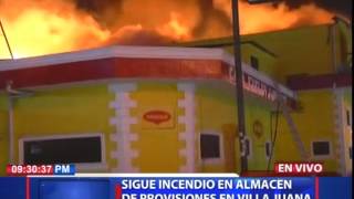 Sigue incendio en almacén de provisiones en Villa Juana