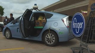 Kroger's grocery delivery service with self-driving car