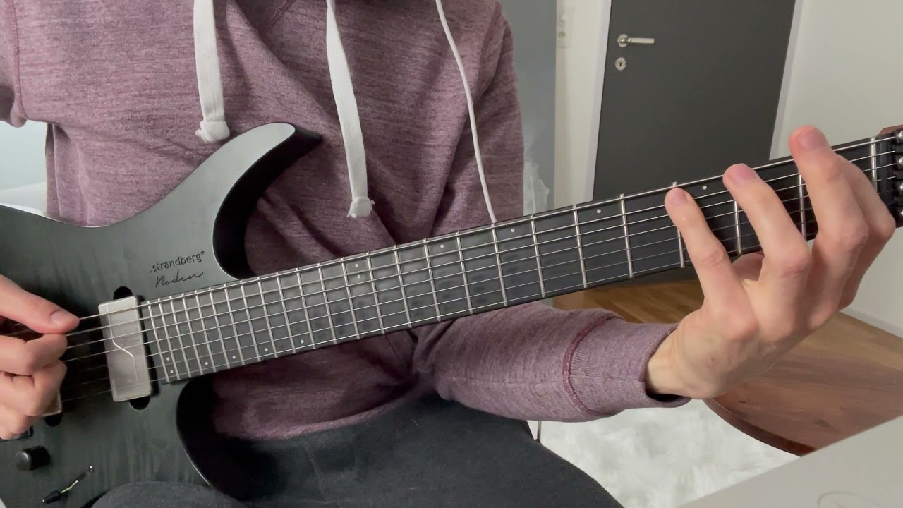 Roberto Barlocci playing the Symphony of Destruction main riff by Megadeth on electric guitar.