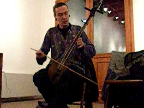 Imre Peemot performs Uzun Hojug at his khoomei workshop at Bassano del Grappa/Italy.