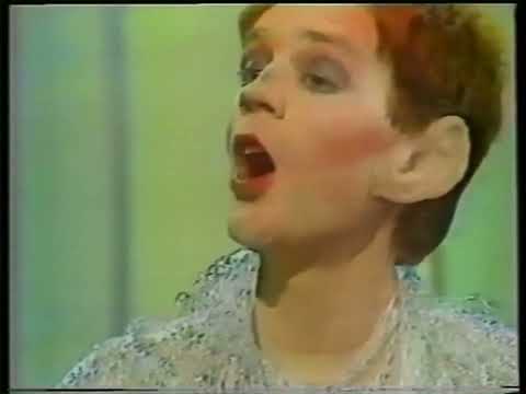 Russell Harty almost gets outed by Duffo