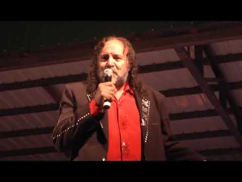 Cacho Garay 33 Fiesta Nacional de la Fruta Fina