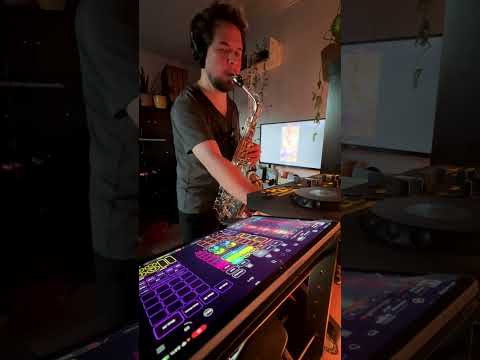 Loopy Pro + djay Pro