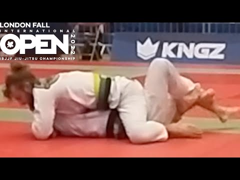 Adam Wardzinski v Szilard Sule / London Fall Open 2022