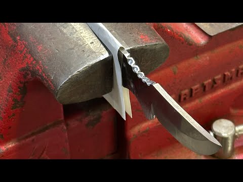 Pops Class: Functional Jimping in the thumb groove #knife #diy #education #father #montana