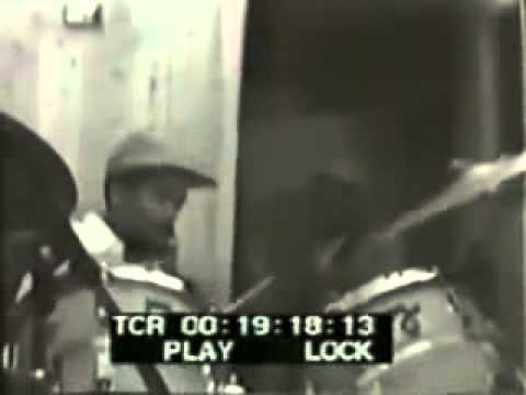 ♕ Bob Marley ♕ Zion Train  ♩♪♫♬     Rehearsal studio 1980.