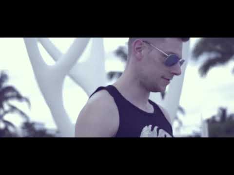 Vinylsurfer & Chris Montana - SOL