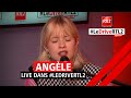 Angèle interprète "Bruxelles je t'aime" en live dans #LeDriveRTL2 (22/10...
