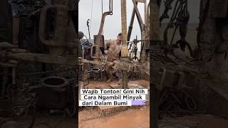 Download lagu MUST WATCH‼️THIS IS HOW TO TAKE OIL⁉️😱 #mining #oil #viralshort mp3