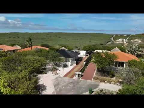 Videovoorbeeld: Villa in Coral Estate