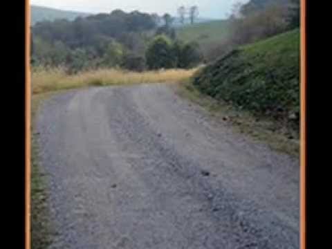 Le Tite Chemin Croche,  'The Crooked Road' ~~~~~~Donna Lynn