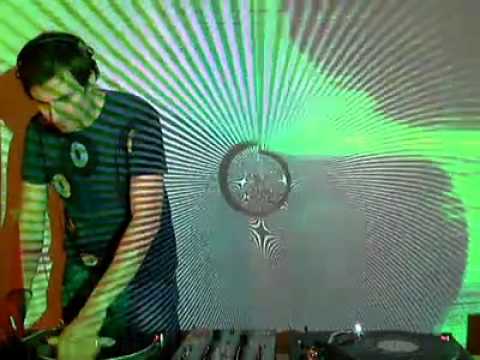 Wachter dj set @ RTS.FM 10.12.2011 - visuals by Thief