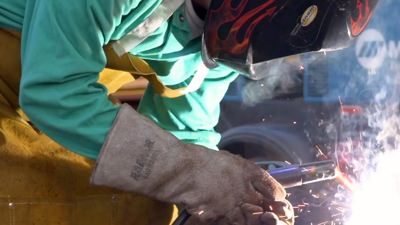 Welding Safety PPE Guide | Must-Have Essentials for Safe Welding Practices