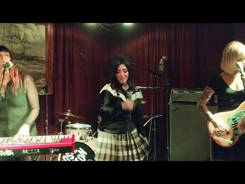 Josie Cotton - License To Dance (Redwood Bar, Los Angeles CA 9/14/22)