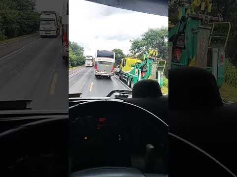 Acidente com ônibus na Br-153...Km-631, sentido Aliança do Tocantins-To!!