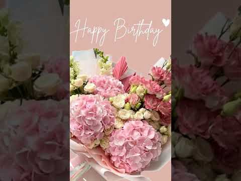 HAPPY BIRTHDAY ZAREEN!! @Itz_zar33n