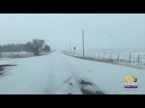 Snow samaritans pull Colorado Springs drivers out of slick spots
