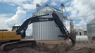 John Deere 240D LC tracked excavator for sale - Image 4 | Machineryline GB John Deere 240D LC tracked excavator | Image 4 - Machineryline