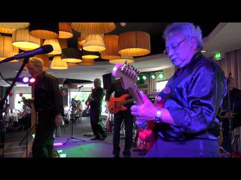 The Red Strats - Summer holiday