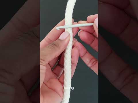 How to remove frizz/loose hair on a dreadlock using a crochet hook #dreadlocks #dreads #locs #locks