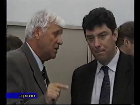Борис Немцов приехал на экскурсию в московский вуз СГА