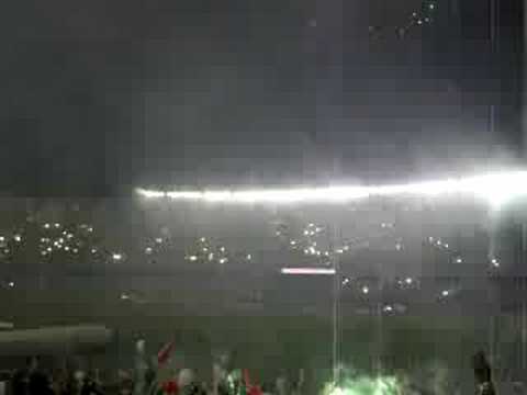 "Show da torcida Fluminense LDU 02/07/2008" Barra: Movimento Popular Legião Tricolor &bull; Club: Fluminense