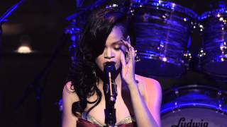 Rihanna performs Bob Marley&#39;s &quot;Redemption Song&quot; at the Time 100 gala