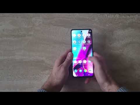 Motorola Moto G200 5G - Hands-On, MyUX, Game Play, Display