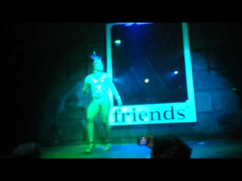 Deborah Talffer Moon - Muvin up - Boate Friends