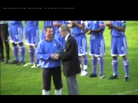 Part 1 of 2 Worthing FC v Met Police 31/10/2009 (1st Half highlights)