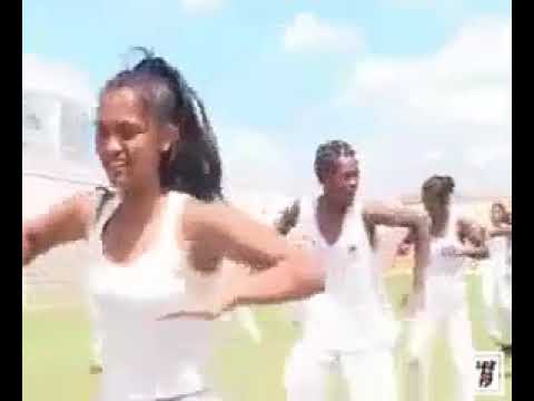 NJAKATIANA - Mifalia fa Malagasy