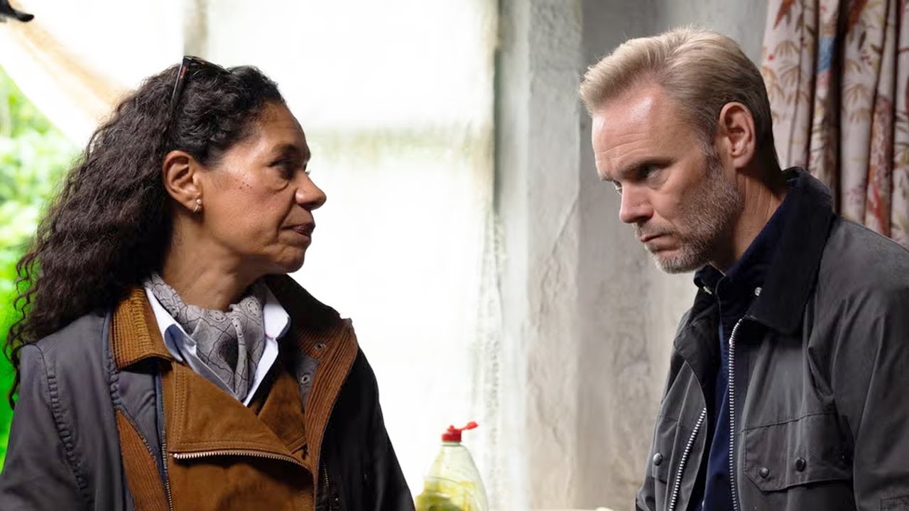 YouTube Thumbnail Downloader FULL HQ IMAGE